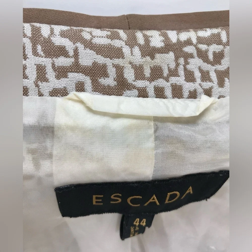 ESCADA M Tan & Cream print Gold Zipper detail Moto vibe Size EU 44 jacket blazer - Picture 10 of 15